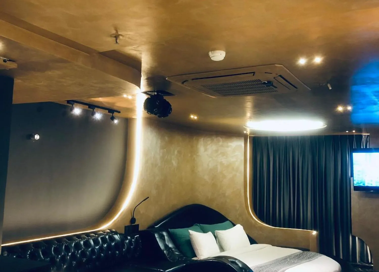 Dazi Signature Ho Chi Minh City Hotel