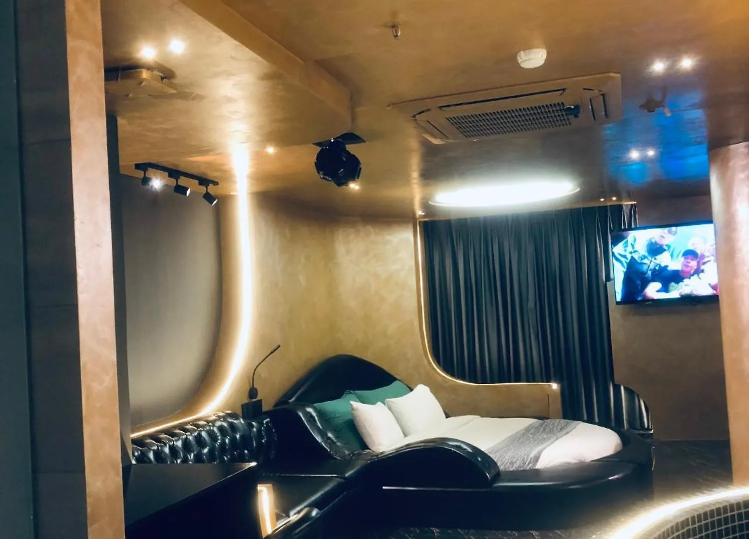 Dazi Signature Ho Chi Minh City