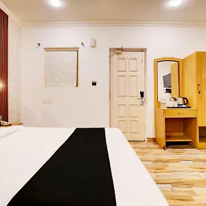 oyo-townhouse-340-jageer-palace-near-mayapuri-chowk.top-gurgaonhotels.com/