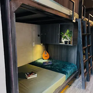 T Zone - Quiet Place, Near China Town,ho Thi Ky Street Food,cafe,beer Capsule hotel